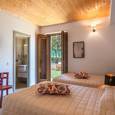 Vila I Gelsi 12&2 By Marche *