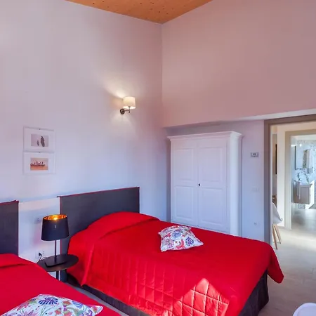 I Gelsi 12&2 By Marche Vila