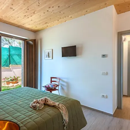 Vila I Gelsi 12&2 By Marche *